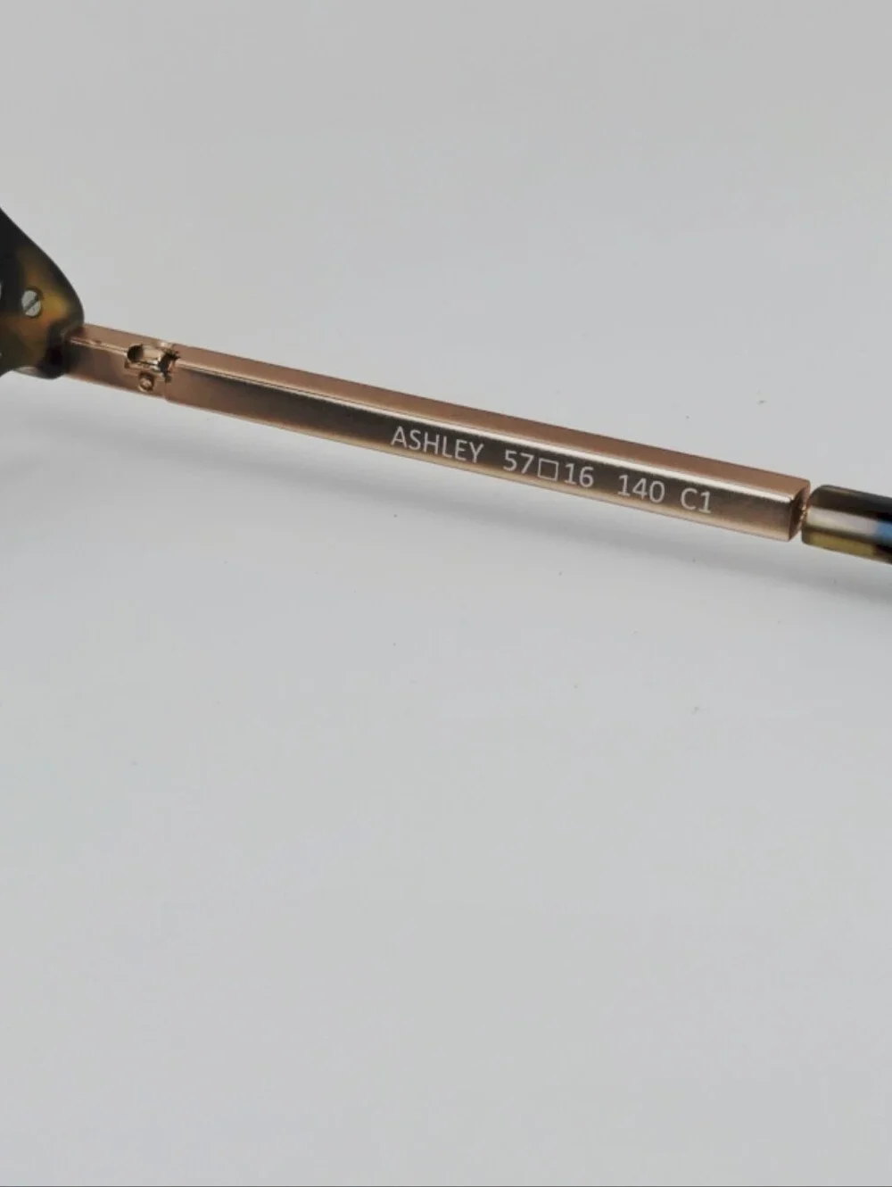 Ashley. Tortoiseshell Rose Gold Metal. Classic Tortoise